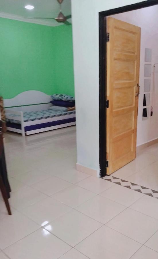 Homestay Sri Ladang Куала-Тренгану Экстерьер фото